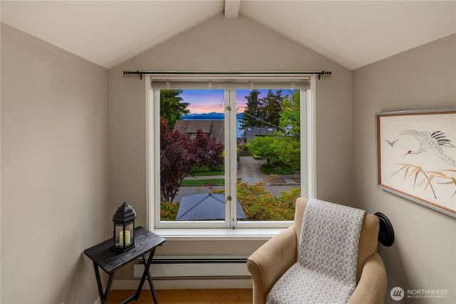 4712 SW Brace Point Dr, Seattle, WA 98136