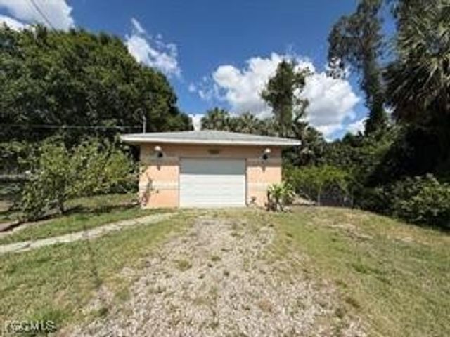 1200 Elaine AVE N, Lehigh Acres, FL 33971