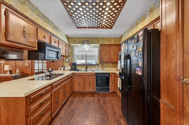 1516 Caddo Peak Trail, Joshua, TX 76058