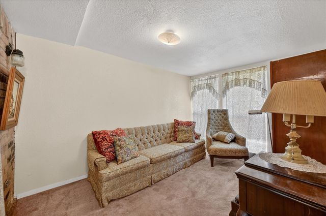 1516 Caddo Peak Trail, Joshua, TX 76058