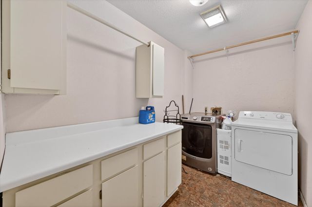 1516 Caddo Peak Trail, Joshua, TX 76058