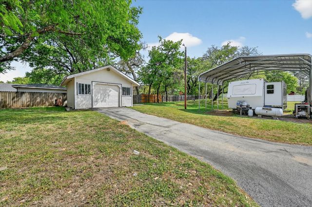 1516 Caddo Peak Trail, Joshua, TX 76058