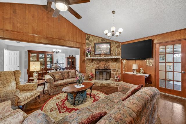 1516 Caddo Peak Trail, Joshua, TX 76058