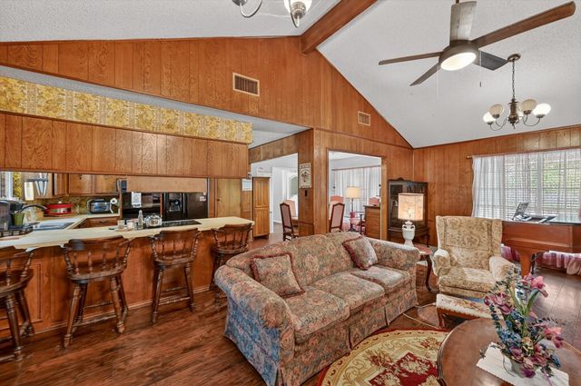 1516 Caddo Peak Trail, Joshua, TX 76058