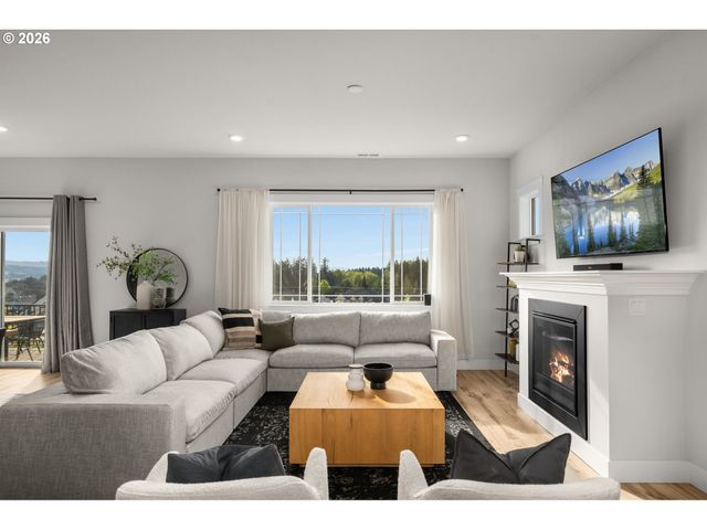 16627 Sw DARWIN Loop, Tigard, OR 97224