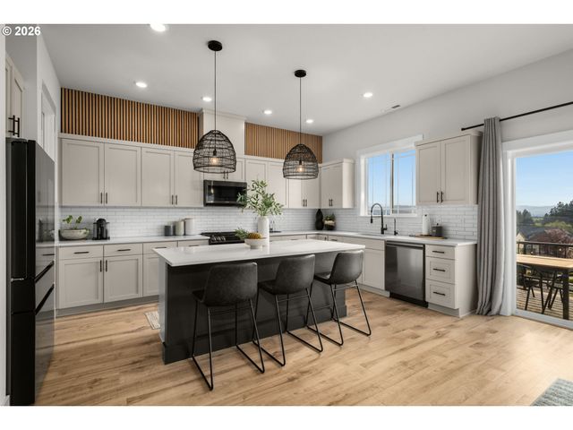 16627 Sw DARWIN Loop, Tigard, OR 97224