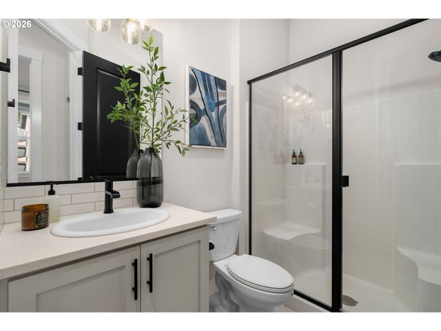 16627 Sw DARWIN Loop, Tigard, OR 97224