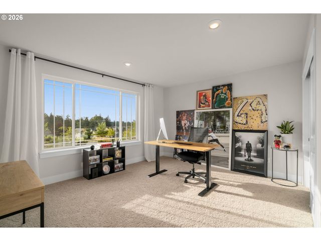 16627 Sw DARWIN Loop, Tigard, OR 97224