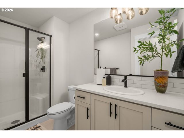 16627 Sw DARWIN Loop, Tigard, OR 97224