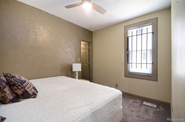 12001 Saint Aubin Street, Hamtramck, MI 48212