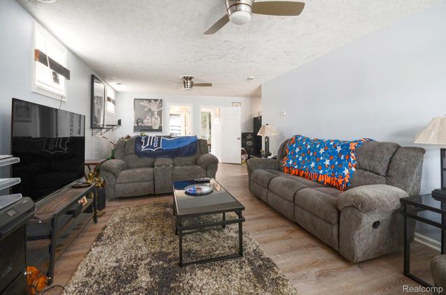 12001 Saint Aubin Street, Hamtramck, MI 48212