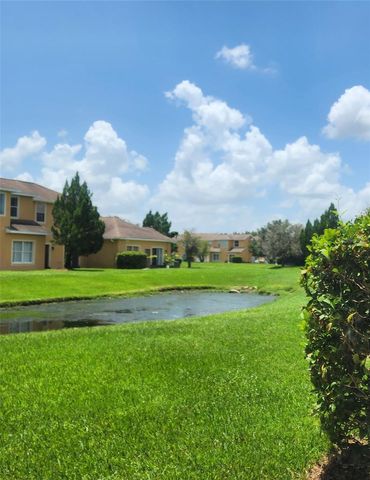 9084 IRON OAK AVENUE, Tampa, FL 33647