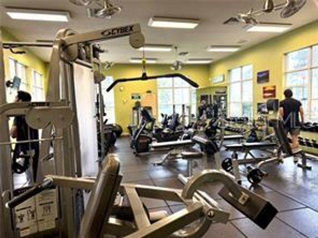 9084 IRON OAK AVENUE, Tampa, FL 33647