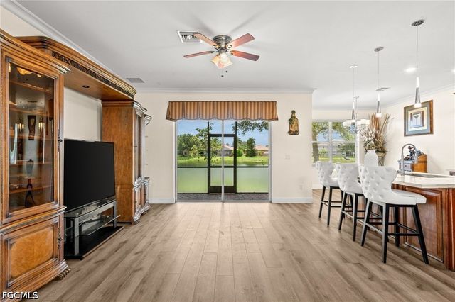 1541 Birdie DR, Naples, FL 34120