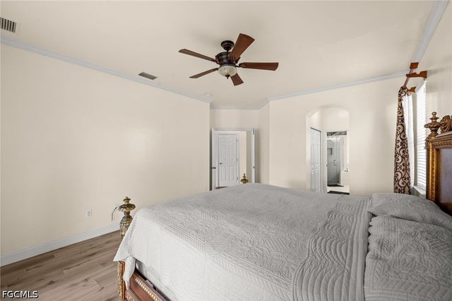1541 Birdie DR, Naples, FL 34120