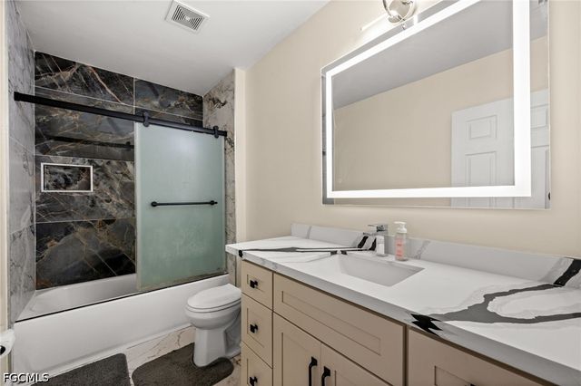 1541 Birdie DR, Naples, FL 34120