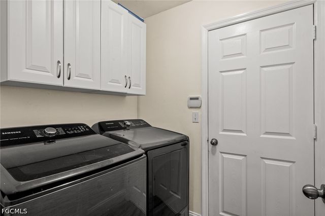 1541 Birdie DR, Naples, FL 34120