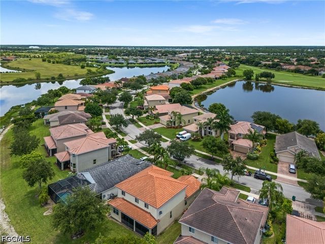 1541 Birdie DR, Naples, FL 34120