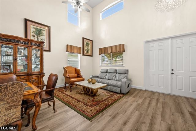 1541 Birdie DR, Naples, FL 34120