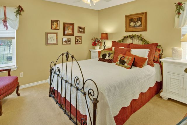 125 Rs County Road 3379, Emory, TX 75440