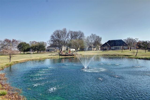 125 Rs County Road 3379, Emory, TX 75440