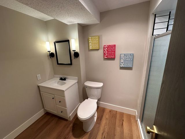 1104 15th Street, Dewitt, IA 52472