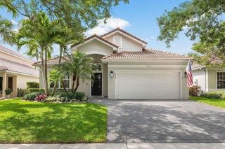 1050 Delray Lakes Drive, Delray Beach, FL 33444