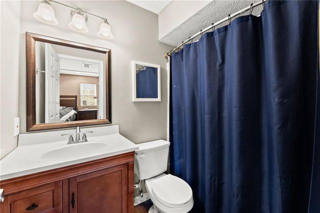 5933 Fieldstone Court, Clermont, GA 30527