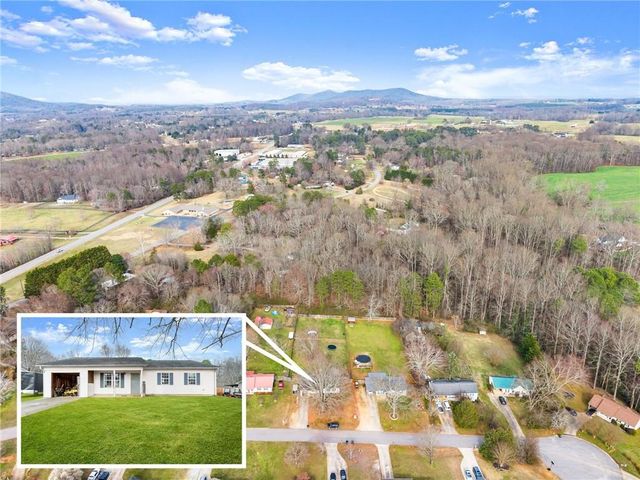 5933 Fieldstone Court, Clermont, GA 30527