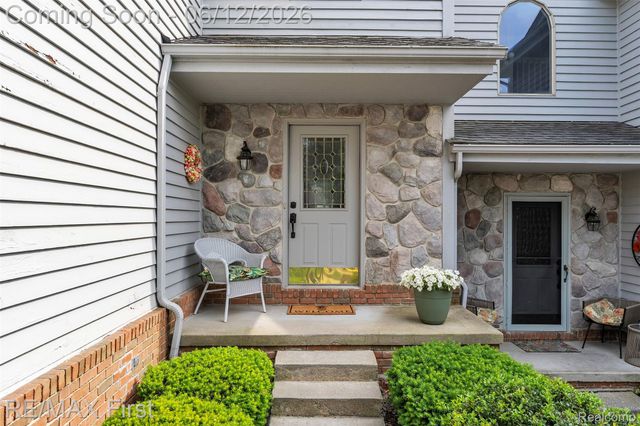 6547 Scenic Pines Court, Independence Charter Township, MI 48346
