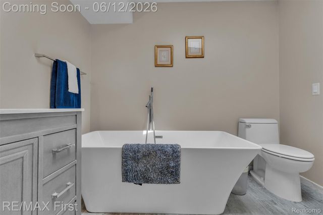 6547 Scenic Pines Court, Independence Charter Township, MI 48346