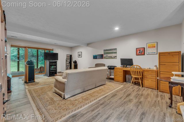 6547 Scenic Pines Court, Independence Charter Township, MI 48346