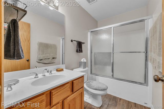 6547 Scenic Pines Court, Independence Charter Township, MI 48346