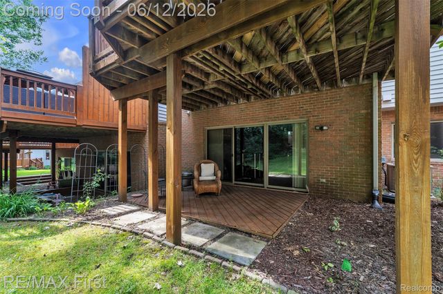 6547 Scenic Pines Court, Independence Charter Township, MI 48346