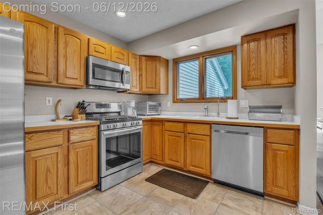 6547 Scenic Pines Court, Independence Charter Township, MI 48346