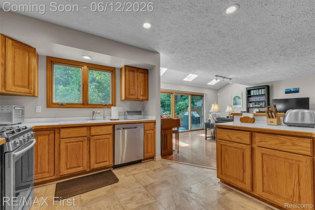 6547 Scenic Pines Court, Independence Charter Township, MI 48346