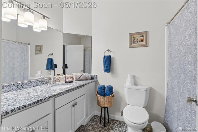 29374 Laurel Drive, Farmington Hills, MI 48331