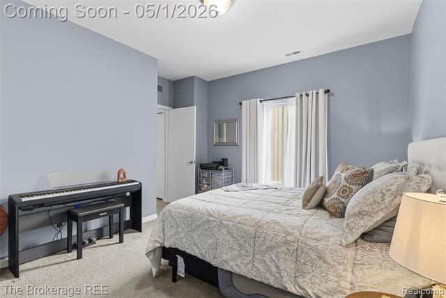 29374 Laurel Drive, Farmington Hills, MI 48331