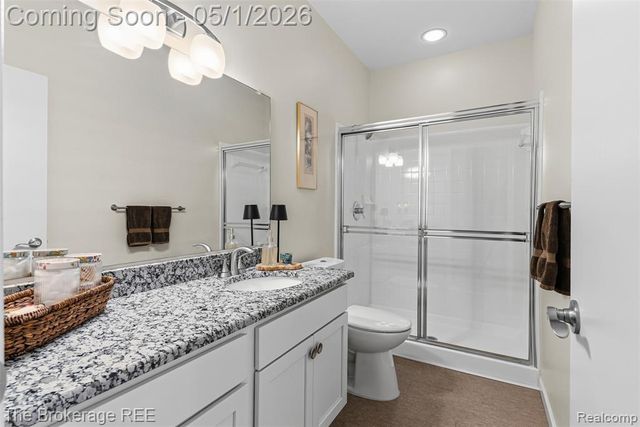 29374 Laurel Drive, Farmington Hills, MI 48331