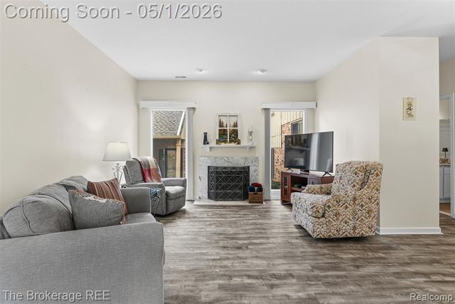 29374 Laurel Drive, Farmington Hills, MI 48331