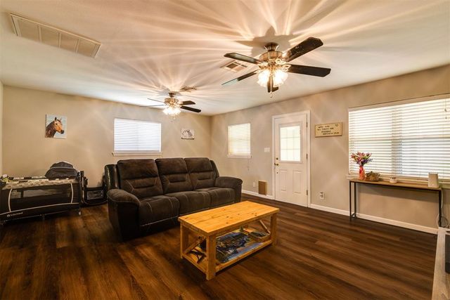 4135 NW 19th Street, Oklahoma City, OK 73107