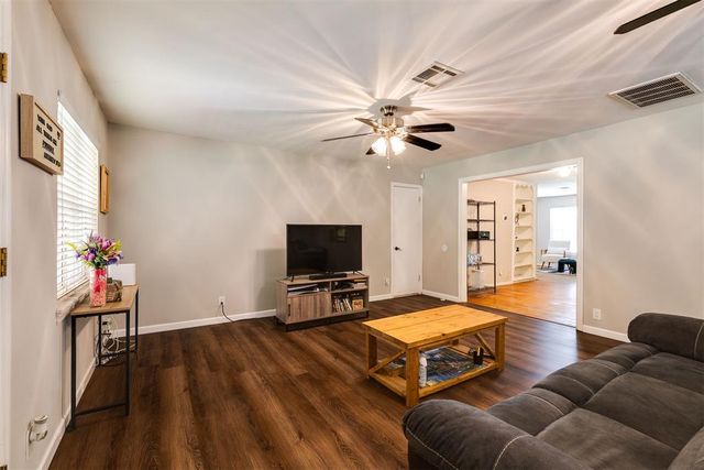 4135 NW 19th Street, Oklahoma City, OK 73107