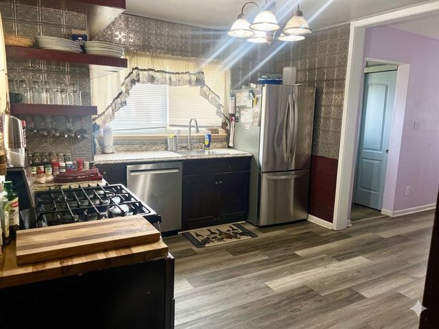 147 S Connecticut Street, Hobart, IN 46342