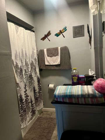 147 S Connecticut Street, Hobart, IN 46342