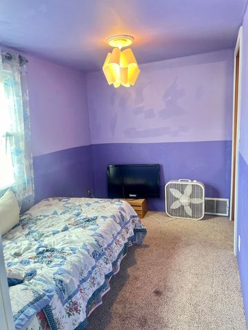 147 S Connecticut Street, Hobart, IN 46342