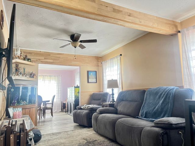 147 S Connecticut Street, Hobart, IN 46342