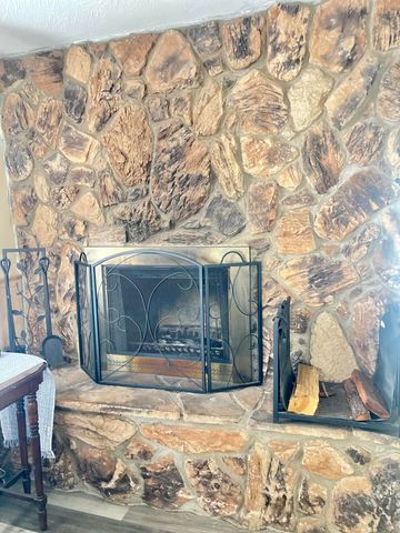 147 S Connecticut Street, Hobart, IN 46342