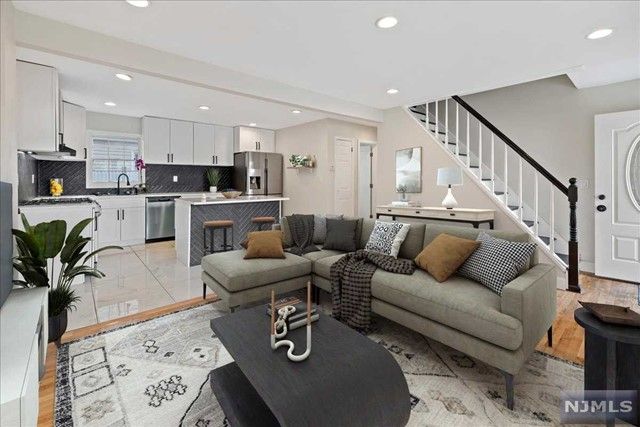 111 North Queen Street, Bergenfield, NJ 07621