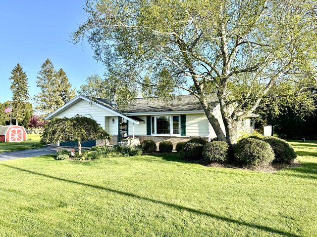 N96W19827 County Line ROAD, Menomonee Falls, WI 53051