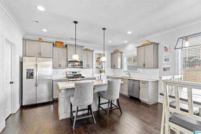 312 WILLOW LEAF CIRCLE, Chelsea, AL 35186